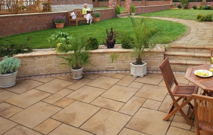 Traditional Garden Ranges and Paving Accessories
