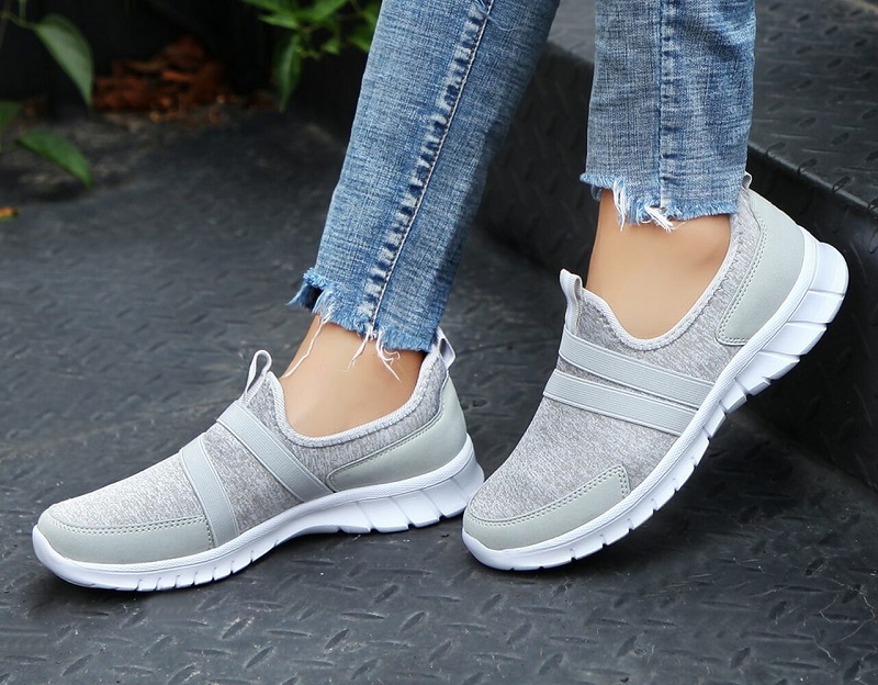 Top 5 Trending Casual Shoes for Women - Reaching World Live