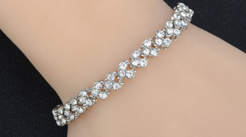 The Unbelievable Demand for Moissanite Diamond Bracelets