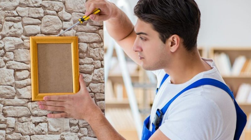 Reasons You Should Hire A Professional For Picture Hanging