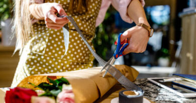 flower and chocolate delivery Dubai