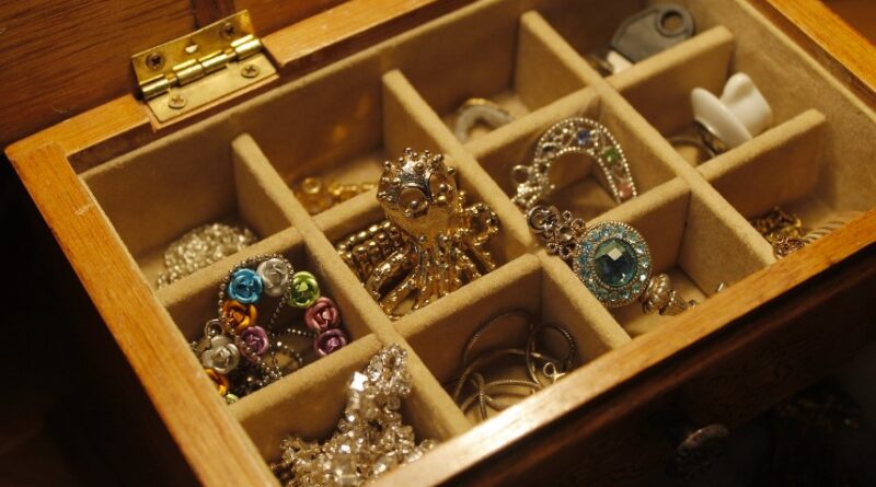 Timeless Treasures Expert Tips for Maintaining Your Fine Jewelry's Sparkle