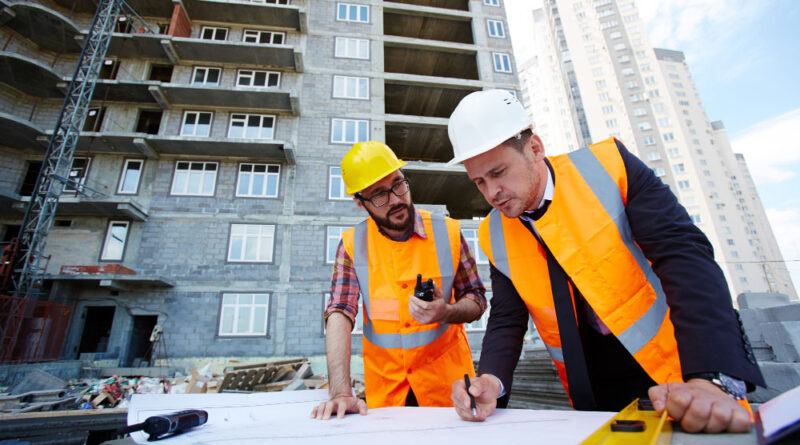 How Construction Estimators Save Builders 15-30% on Projects